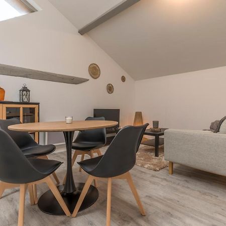 Atypique - 2 Chambres Avec Salles De Bains, Cuisine Equipee, Parking Gratuit Castelsarrasin Εξωτερικό φωτογραφία